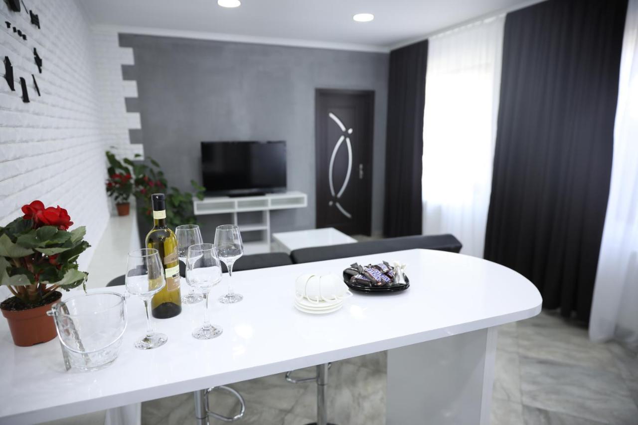 Crystal Apartments Tiflis Dış mekan fotoğraf